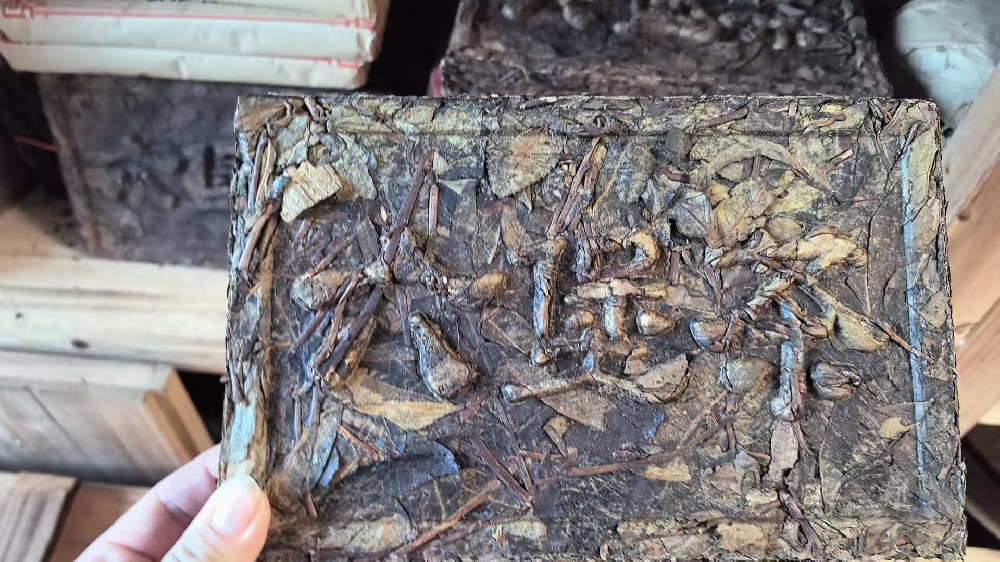 探秘六堡茶发源地：品味山塘岐六堡茶的千年茶韵