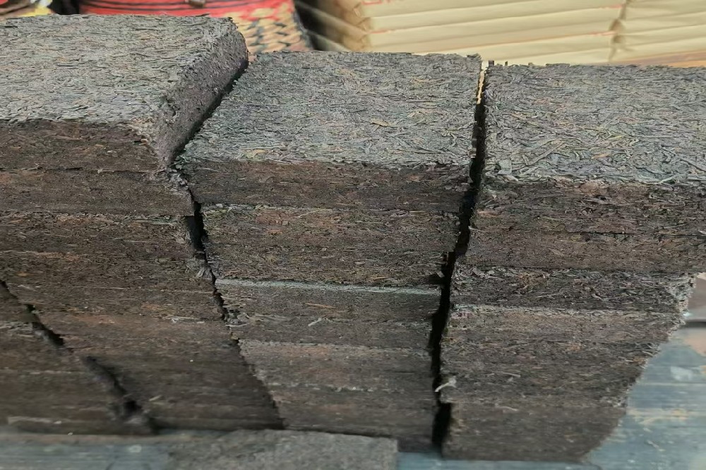 山塘岐六堡茶：千年传承的健康饮品，开启您的品质生活之旅